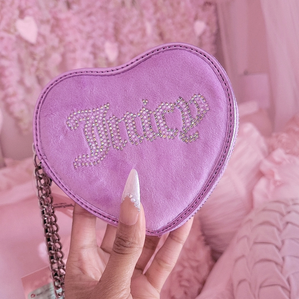 Juicy Couture String Of Pearls Purple Heart-Shaped Wristlet